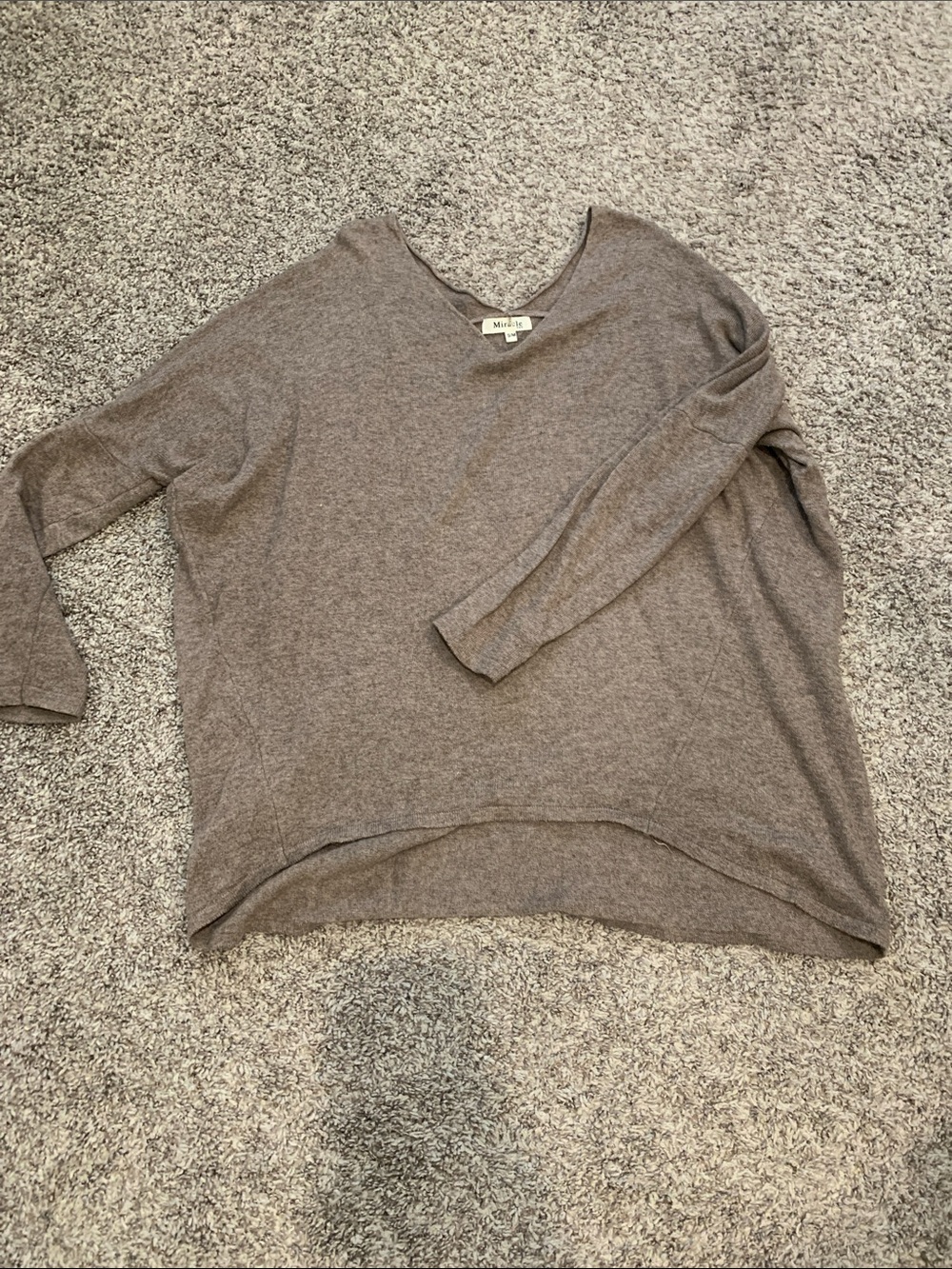 Caslon Relaxed V-Neck Knit Sweater in Taupe Brown